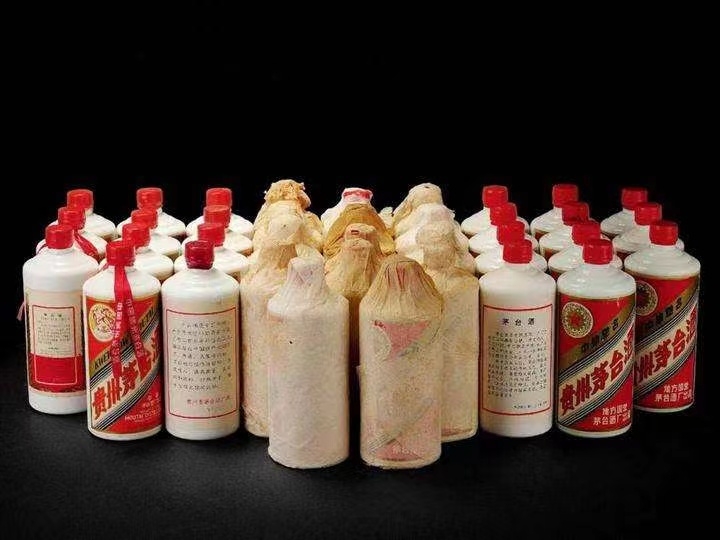 龙门日照岚山回收酒价格哪里回收(附近上门回收茅台酒）?